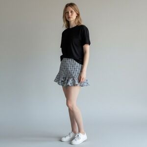 Maeve Anthropologie Pineapple Print Ruffle Hem Shorts Blue White Women Size 0